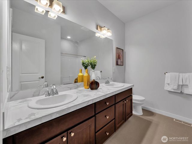 9758 242nd Way NE, Redmond, WA 98053