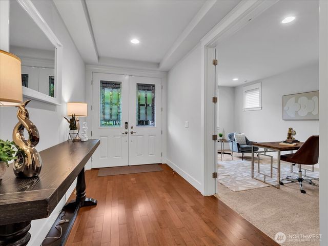 9758 242nd Way NE, Redmond, WA 98053