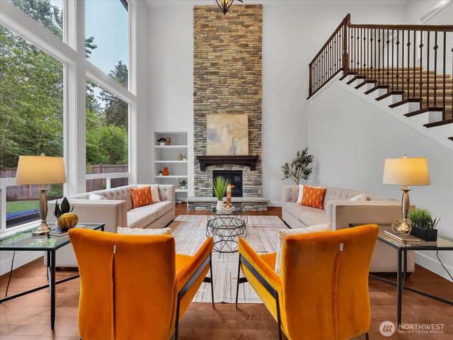 9758 242nd Way NE, Redmond, WA 98053