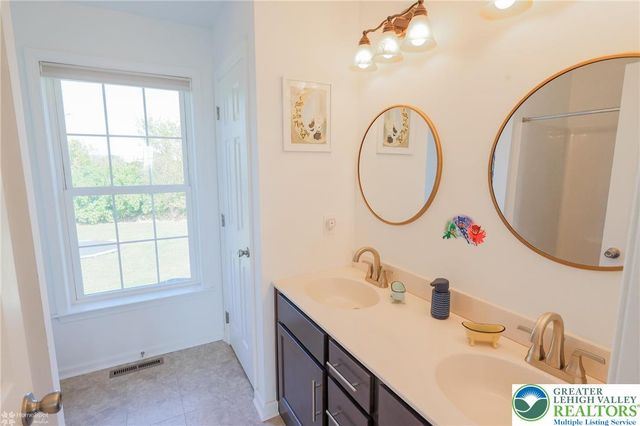 2168 Terry Road, Moore Twp, PA 18064