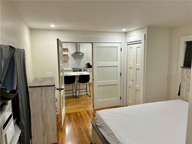 31 Slocum Street, Newport, RI 02840