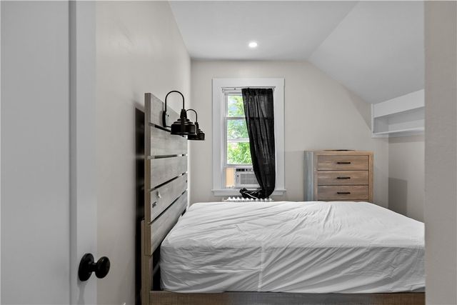 31 Slocum Street, Newport, RI 02840