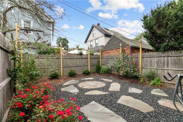 31 Slocum Street, Newport, RI 02840