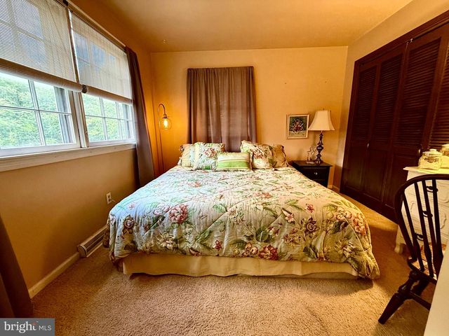 4026 ITALIA AVE, Vineland, NJ 08361