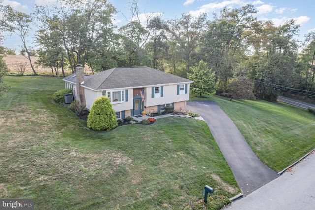 116 BUNKER HILL RD, New Cumberland, PA 17070