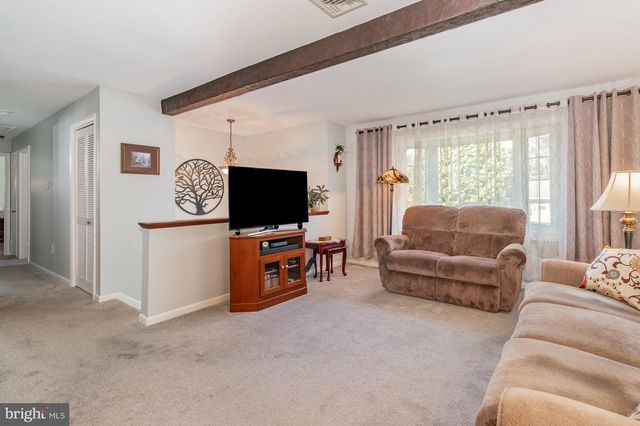 116 BUNKER HILL RD, New Cumberland, PA 17070