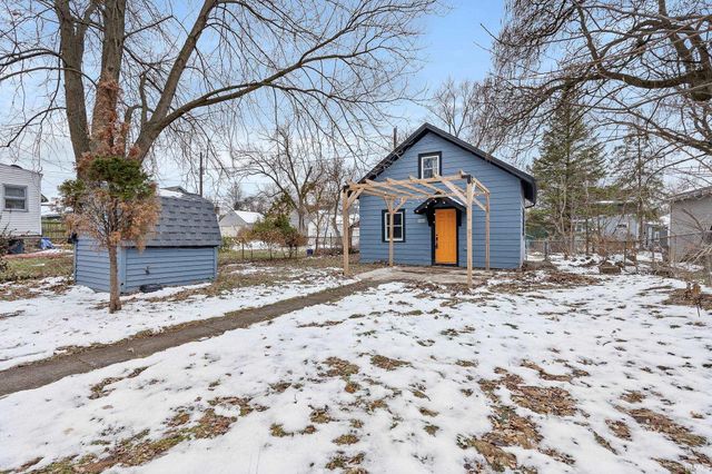 3802 Fairfield Avenue, Fort Wayne, IN 46807