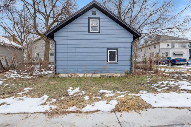 3802 Fairfield Avenue, Fort Wayne, IN 46807