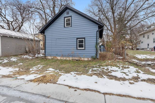 3802 Fairfield Avenue, Fort Wayne, IN 46807