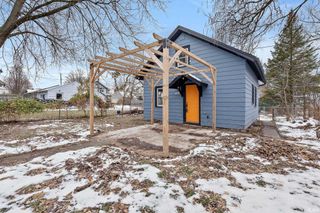 3802 Fairfield Avenue, Fort Wayne, IN 46807