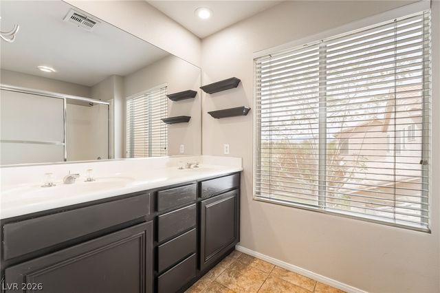 723 Elliot Peak Avenue, Las Vegas, NV 89183