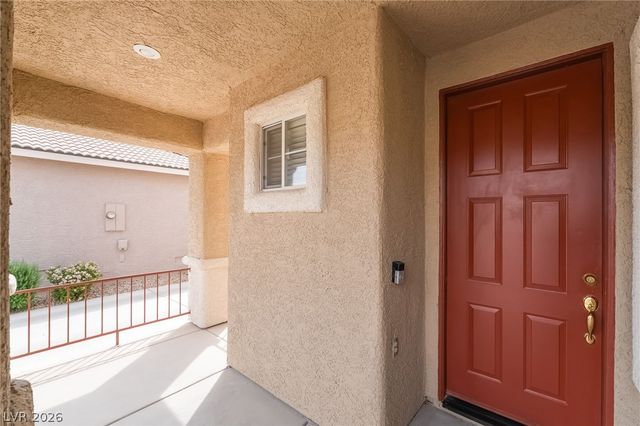 723 Elliot Peak Avenue, Las Vegas, NV 89183