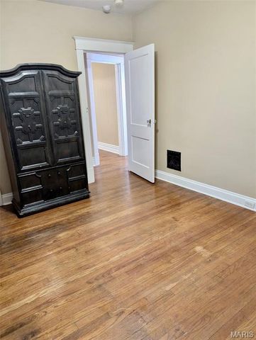 3706 Taft Avenue, St Louis, MO 63116