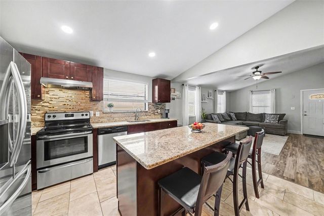 6003 S HIMES AVENUE, Tampa, FL 33611