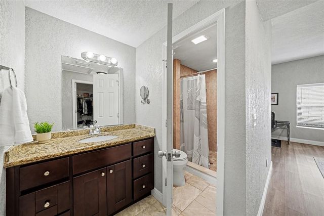 6003 S HIMES AVENUE, Tampa, FL 33611