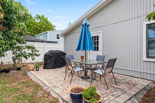 6003 S HIMES AVENUE, Tampa, FL 33611