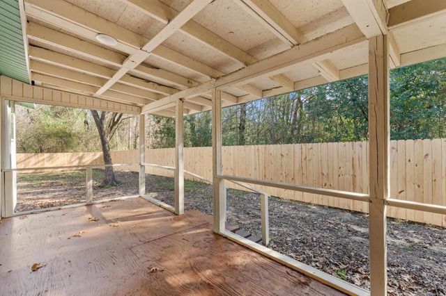 614 S Sun Camp Rd., White Oak, TX 75693