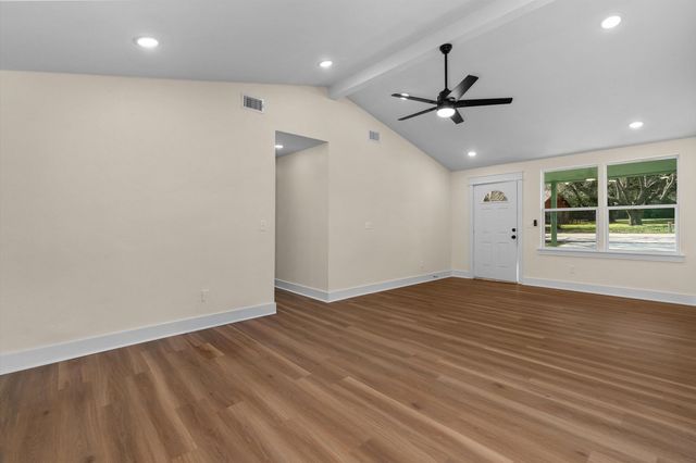 614 S Sun Camp Rd., White Oak, TX 75693