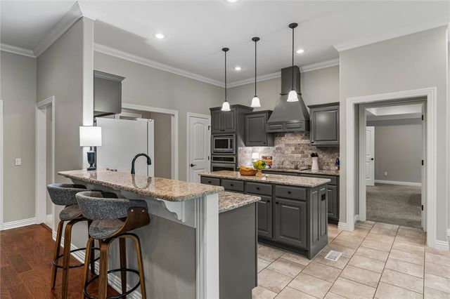 3 S Brent Lane, Bella Vista, AR 72714