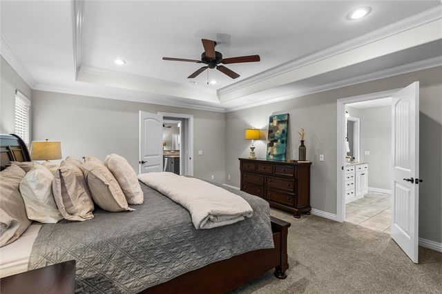 3 S Brent Lane, Bella Vista, AR 72714