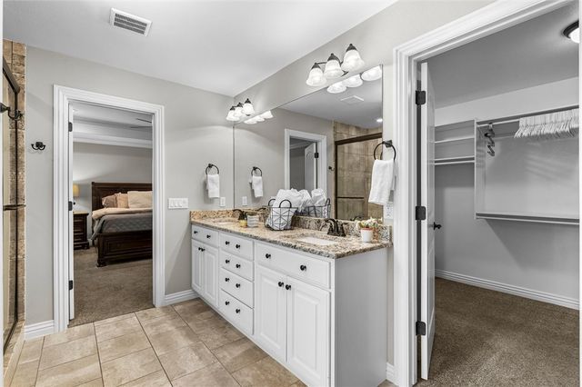 3 S Brent Lane, Bella Vista, AR 72714