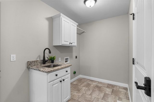 3 S Brent Lane, Bella Vista, AR 72714