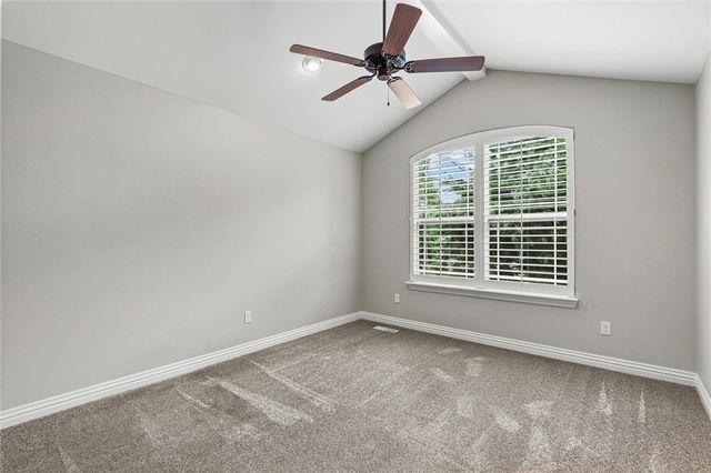3 S Brent Lane, Bella Vista, AR 72714