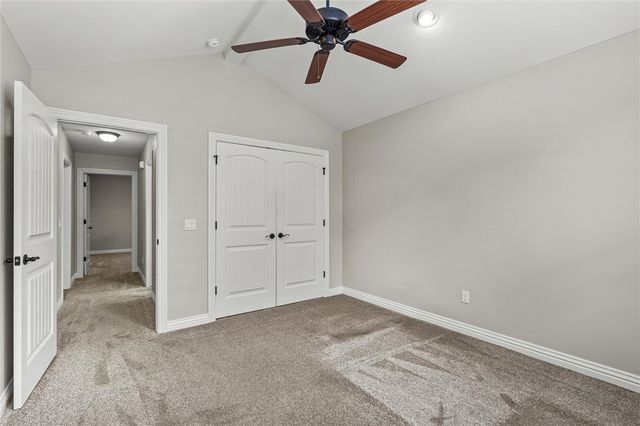3 S Brent Lane, Bella Vista, AR 72714