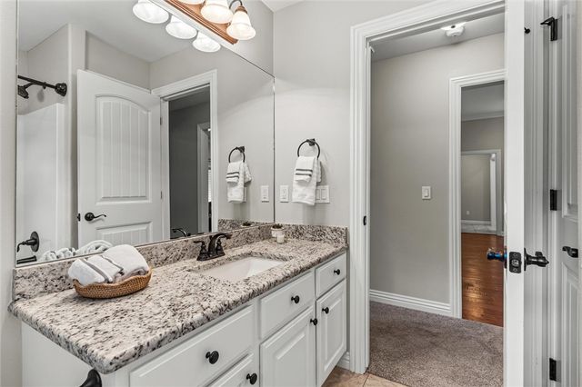 3 S Brent Lane, Bella Vista, AR 72714