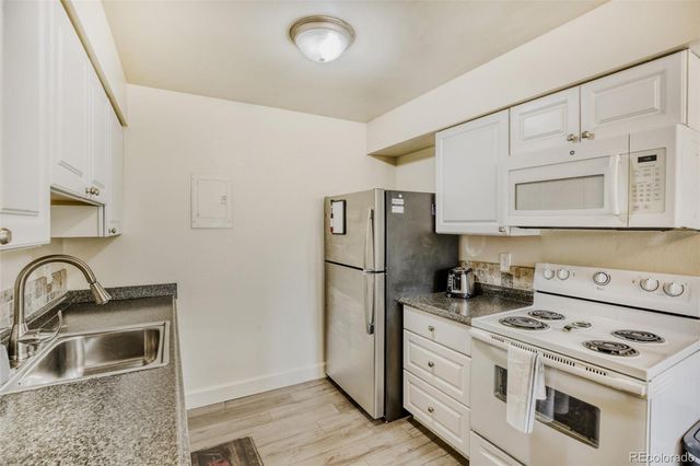 9380 W 49th Avenue 110, Wheat Ridge, CO 80033