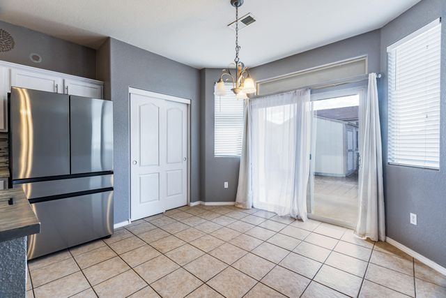 1014 Toscana Drive SE, Rio Rancho, NM 87124