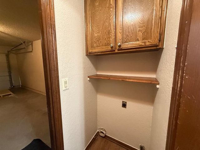 1015 Swan Lake Court, Edmond, OK 73003