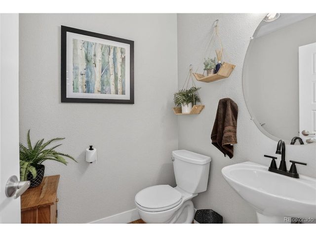 5961 E Monument Dr, Castle Rock, CO 80104