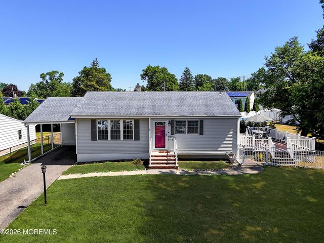 7 Parkview Drive, Hazlet, NJ 07730