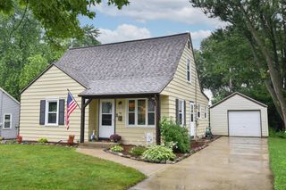 W165N8592 Dardis AVENUE, Menomonee Falls, WI 53051