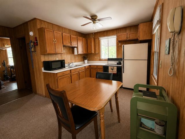 22469 165th Avenue, Hersey, MI 49639