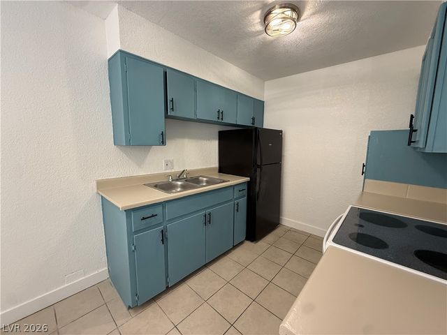 2030 Sunrise Avenue 2, Las Vegas, NV 89101