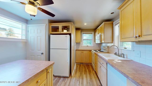 819 Geneva Avenue, Toledo, OH 43609