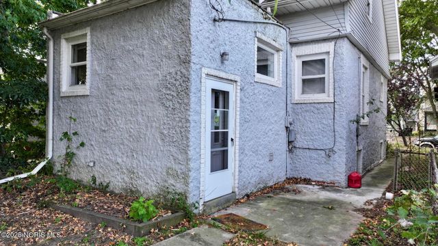 819 Geneva Avenue, Toledo, OH 43609