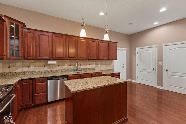 5166 Copperwood Drive, Greenwood, IN 46143