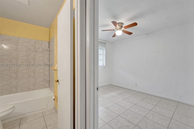 10301 NW 36th St 5, Coral Springs, FL 33065