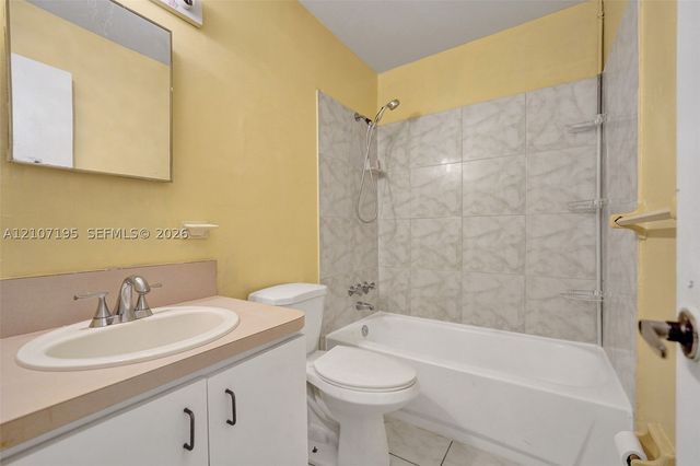 10301 NW 36th St 5, Coral Springs, FL 33065