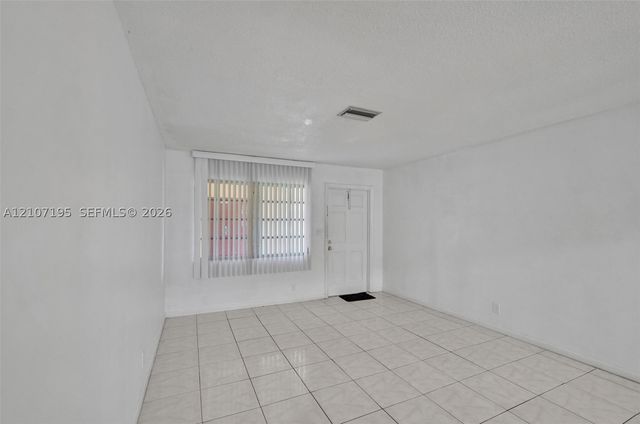10301 NW 36th St 5, Coral Springs, FL 33065