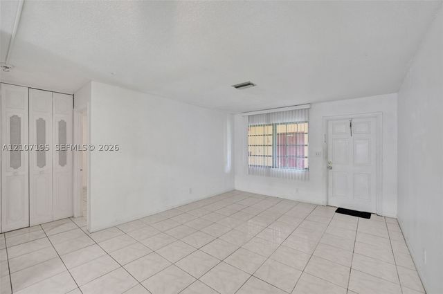 10301 NW 36th St 5, Coral Springs, FL 33065