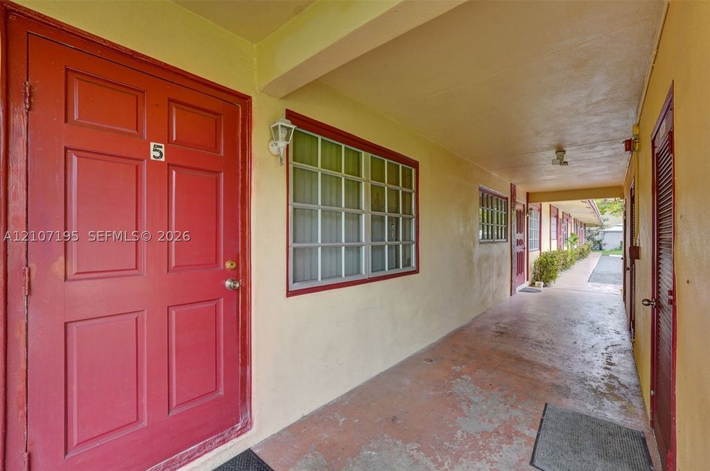 10301 NW 36th St 5, Coral Springs, FL 33065