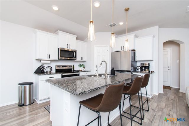 8415 Cantera Ridge Road, Temple, TX 76502