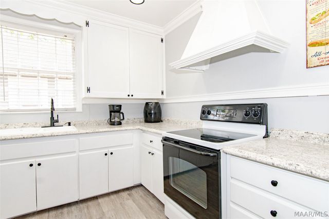 1923 Mckinley Avenue, Montgomery, AL 36107