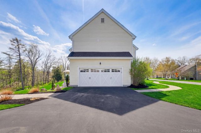 226 Buttonwood Way, Hopewell Junction, NY 12533