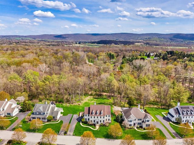 226 Buttonwood Way, Hopewell Junction, NY 12533