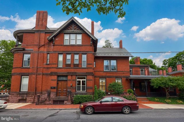 4 S 4TH ST, Lebanon, PA 17042